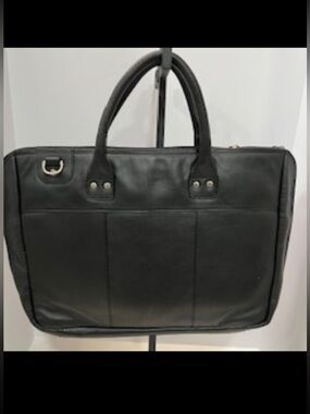 Winn International Slim Leather Laptop Briefcase Style 2455